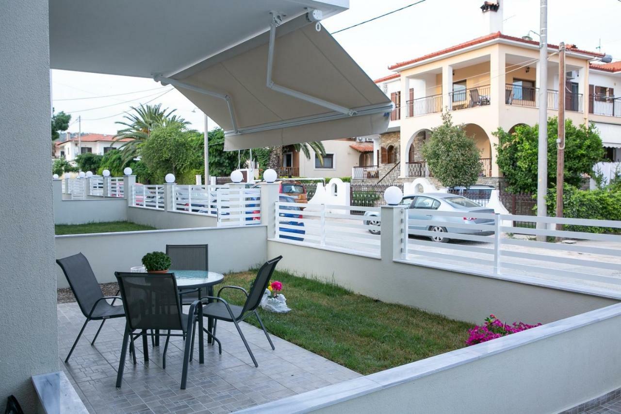 Mihail Nikiti  Exterior photo